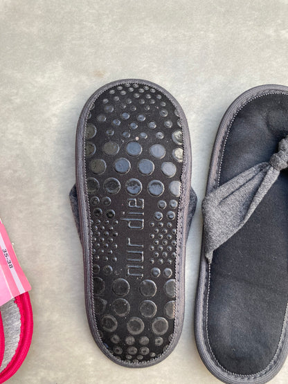 Nové domácí žabky vel. 35-38